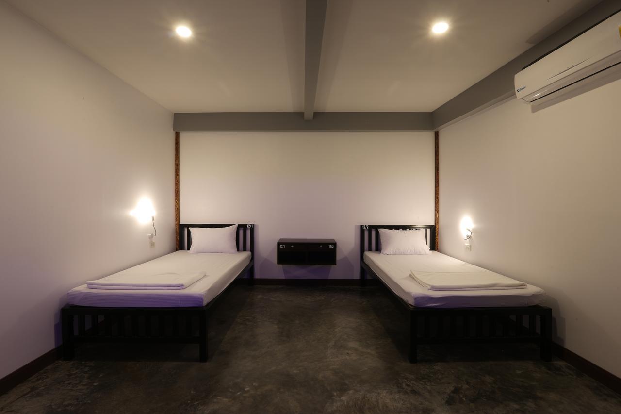 Balcony Party Hostel - 18-40 (Adults Only) Ao Nang Exterior photo